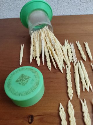Palillero vintage  Bote perfecto, palillos nuevos