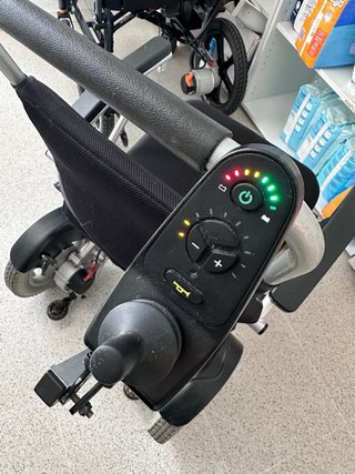 Silla de ruedas eléctrica plegable Boreal
