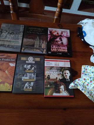 Lote de más de 30 DVDs Películas grandes éxitos