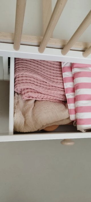 Cuna MYLLRA IKEA