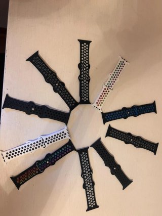 Correas Apple Watch multicolor y negro