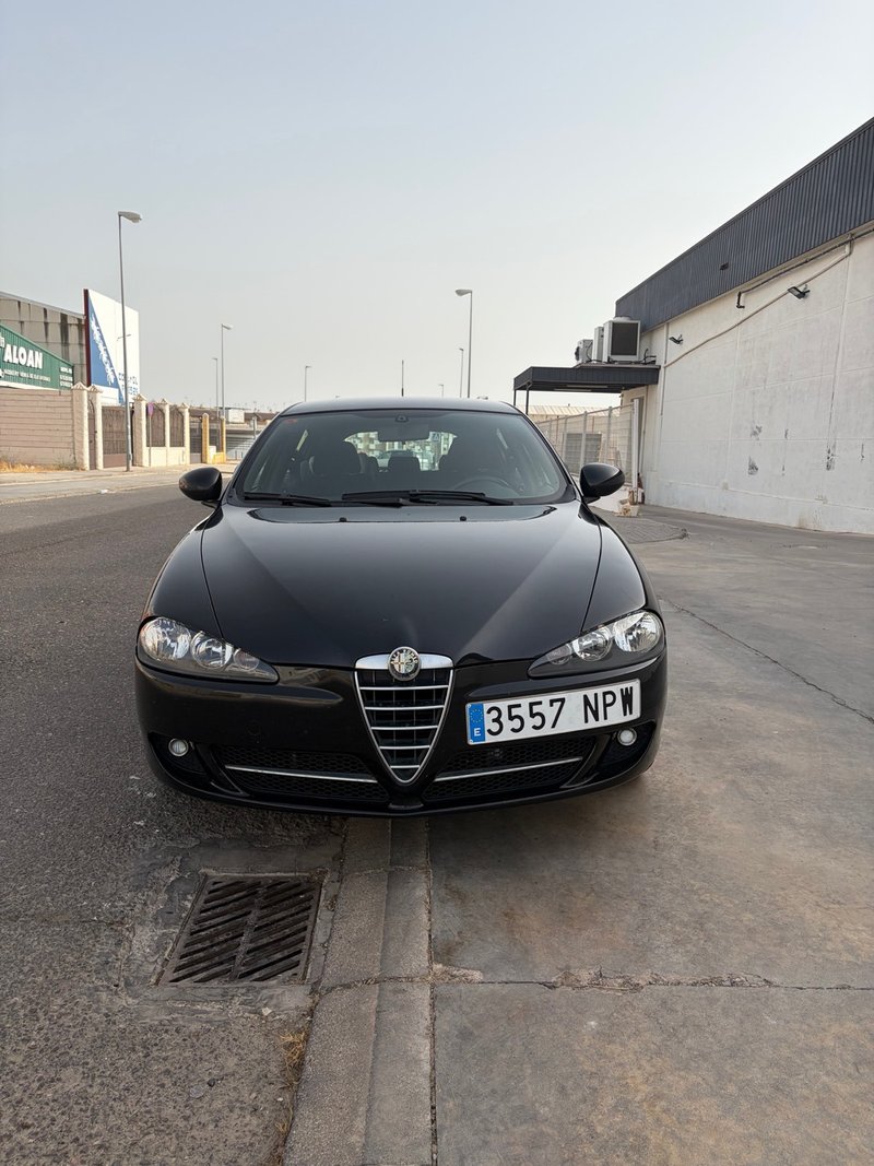 Alfa Romeo 147 2010 - foto 1