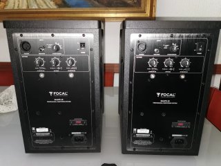 Monitores Estudio Focal Shape 65
