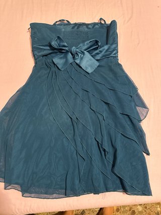 Vestido de fiesta azul verdoso