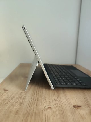Microsoft Surface Pro 4