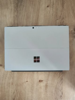 Microsoft Surface Pro 4