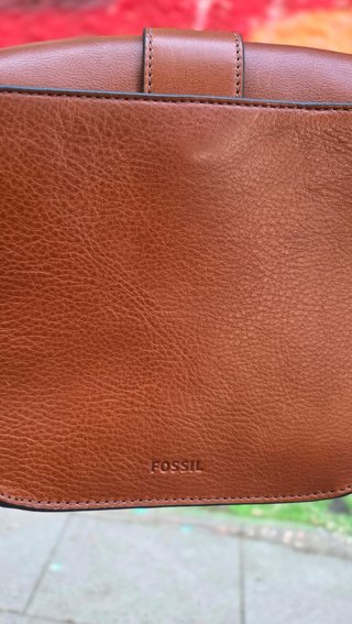 Bolso bandolera de piel marrón Fossil