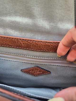 Bolso bandolera de piel marrón Fossil