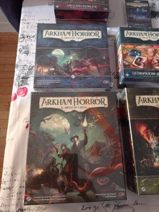 Arkham Horror LCG precintado. Vendo cosas sueltas
