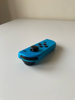 Nintendo Switch V2 + accesorios