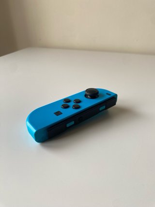 Nintendo Switch V2 + accesorios