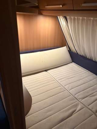 Caravana Knaus Sudwind 550QK