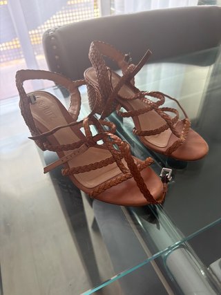 Sandalias Schutz Marrones Trenzadas