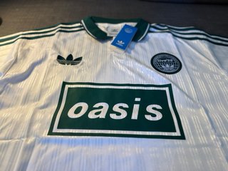 Camiseta Adidas Oasis Blanca y Verde