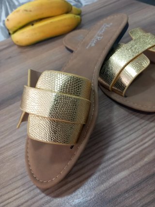 Sandalias Kimi & Rua Doradas Planas