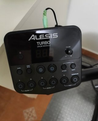 Batería Electrónica Alesis Turbo Mesh kit
