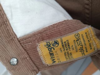 Pantalón recto Wrangler marrón pana