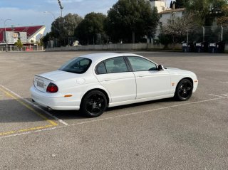 Jaguar S-Type R