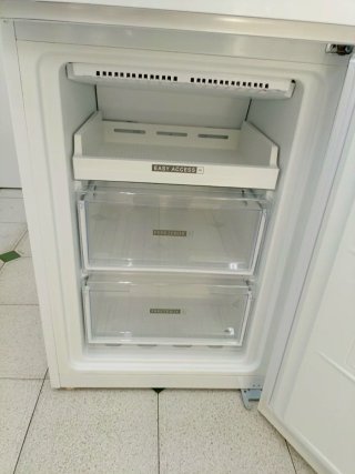 Nevera combi Whirlpool 200/60cm clase E con garant