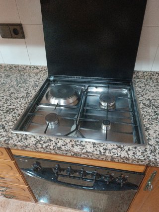 Muebles de cocina completos madera y piedra