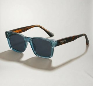 Gafas de sol de concha azul y carey
