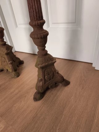 Hacheros candelabros antiguos