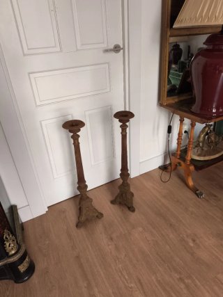 Hacheros candelabros antiguos