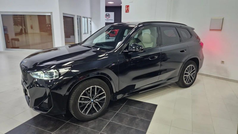 BMW X1 sDrive18d (U11) 2023, foto 2