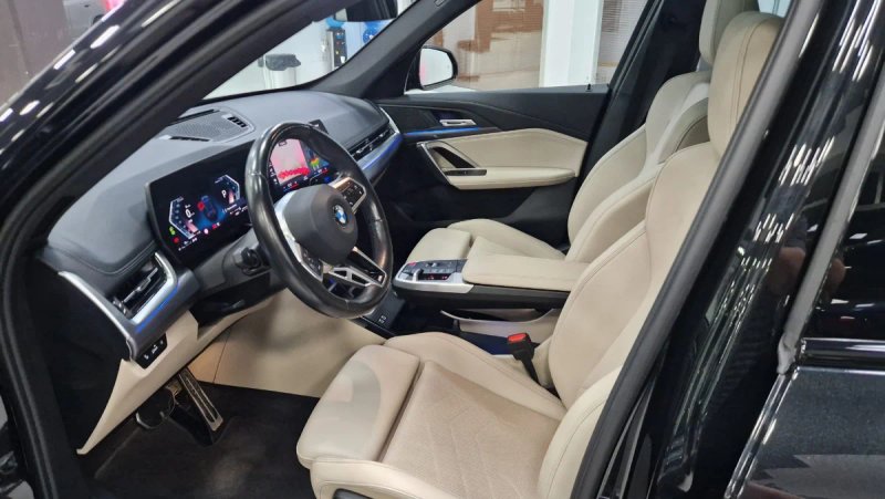 BMW X1 sDrive18d (U11) 2023, foto 6