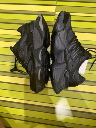 Zapatillas New Balance 9060 Negras