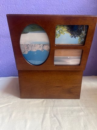 Caja de madera con porta fotos