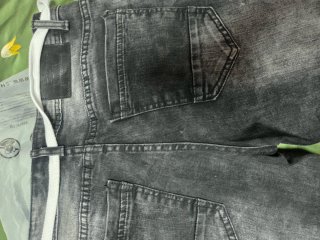 Pantalón vaquero corto negro Talla M
