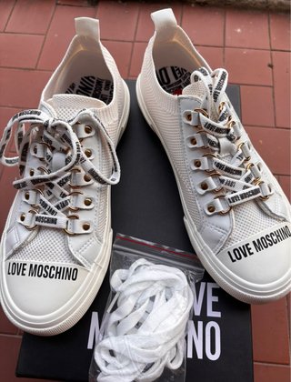 Sneakers Love Moschino bianche