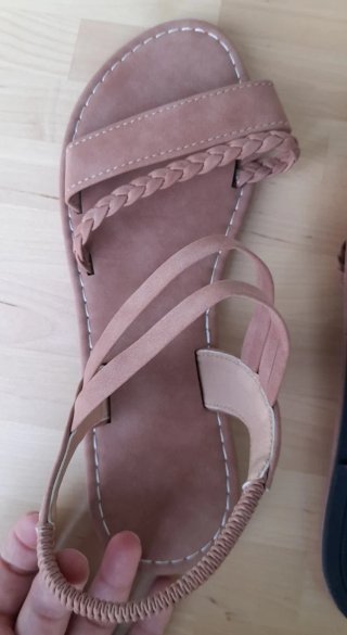 Sandalias romanas planas sin estrenar