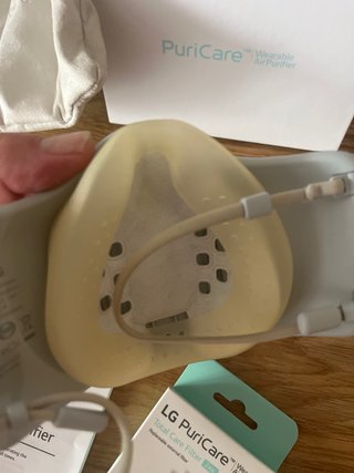 Mascarilla LG PuriCare Wearable Air Purifier