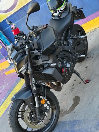 Yamaha MT-09 Y-AMT Naked