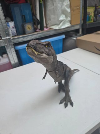 Jurassic World T-Rex Figura Dinosaurio