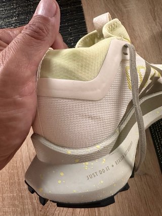 Nike Pegasus Trail 4 GTX Blancas/Amarillas