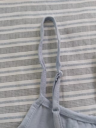 Top de tirantes ajustables con diseño de mar