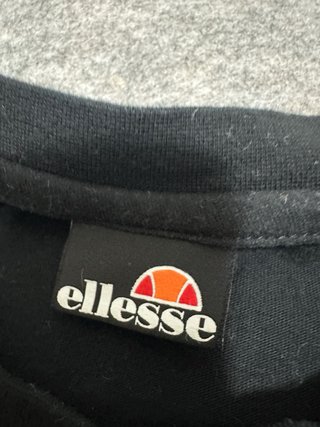 Camiseta Ellesse Negra Logo Bordado Talla M Hombre