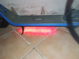 Patinete eléctrico infantil