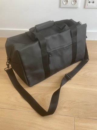 Bolso impermeable Rains negro
