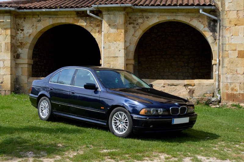 BMW Serie 5 2001 - foto 1