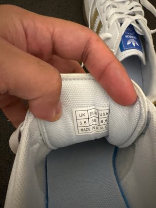 Adidas Samba Blancas y Doradas Talla 39