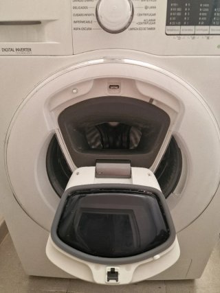 Lavadora Samsung de 8kg Ecobubble 1400rpm