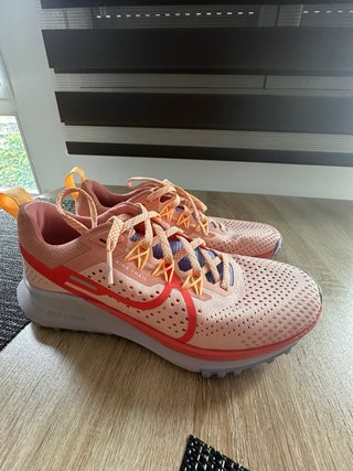 Nike React  Pegasus Trail 4 Naranja/Rosa