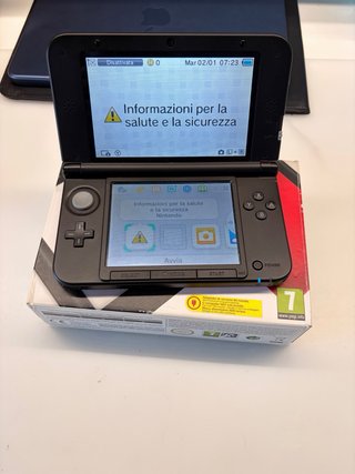 Nintendo 3DS XL Rosso - Completo di scatola