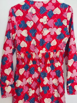 Vestido Kling estampado corazones