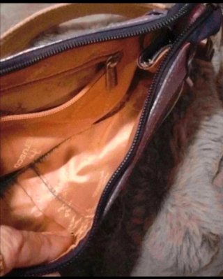Bolso Petusco Piel Vintage Negro Marrón