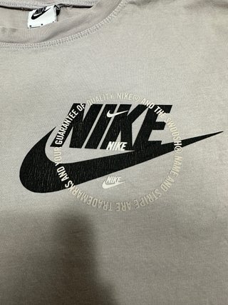 Camiseta Nike Gris Phantom M Oversize Hombre